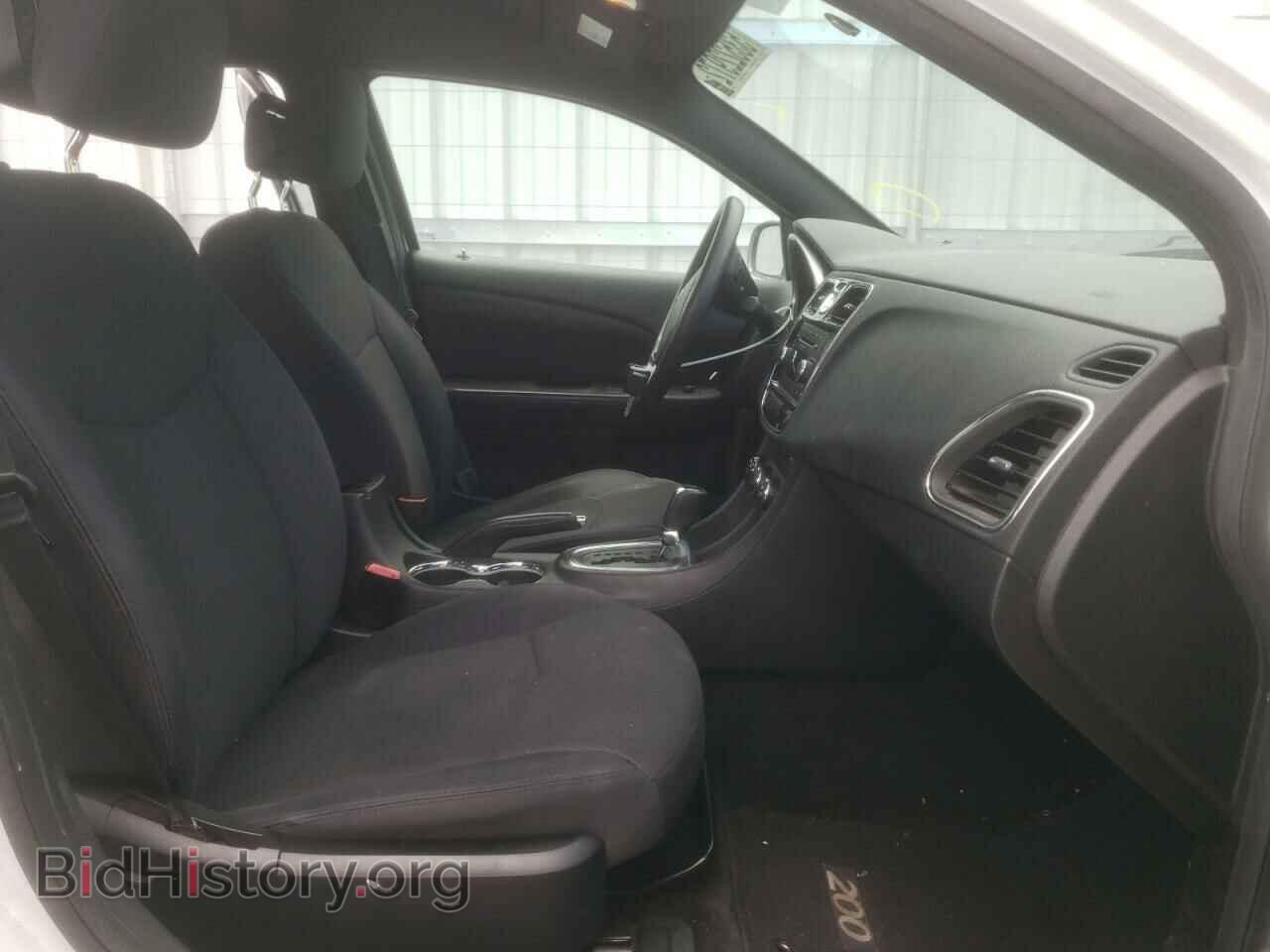 2014 CHRYSLER 200 - VIN: 1C3CCBAB2EN122681 - Фото 5