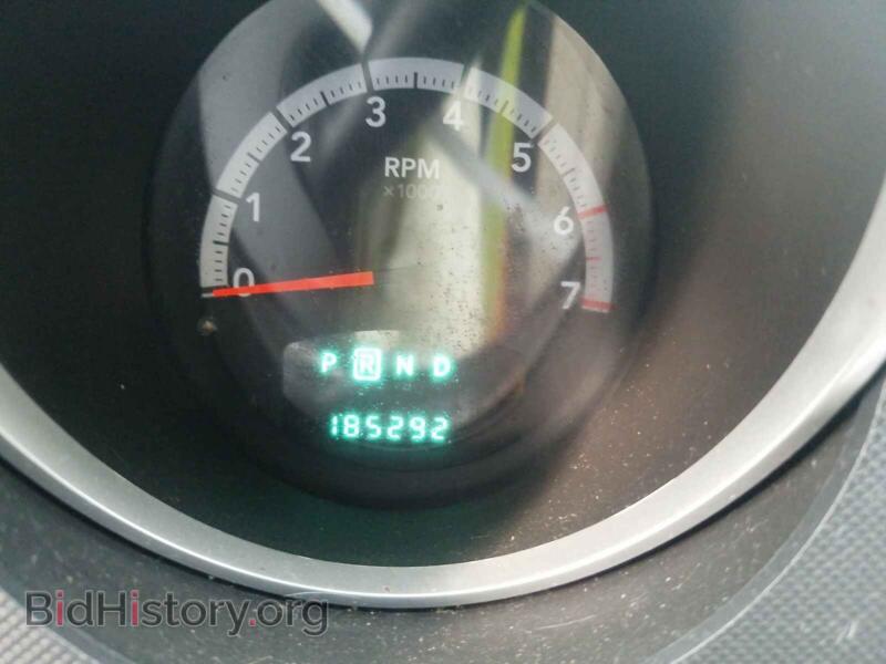 2007 Dodge NITRO (VIN 1D8GU586X7W623126) — photo 8 of 10