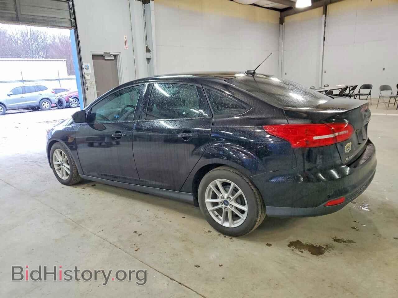 2017 FORD FOCUS - VIN: 1FADP3F2XHL223282 - Фото 2