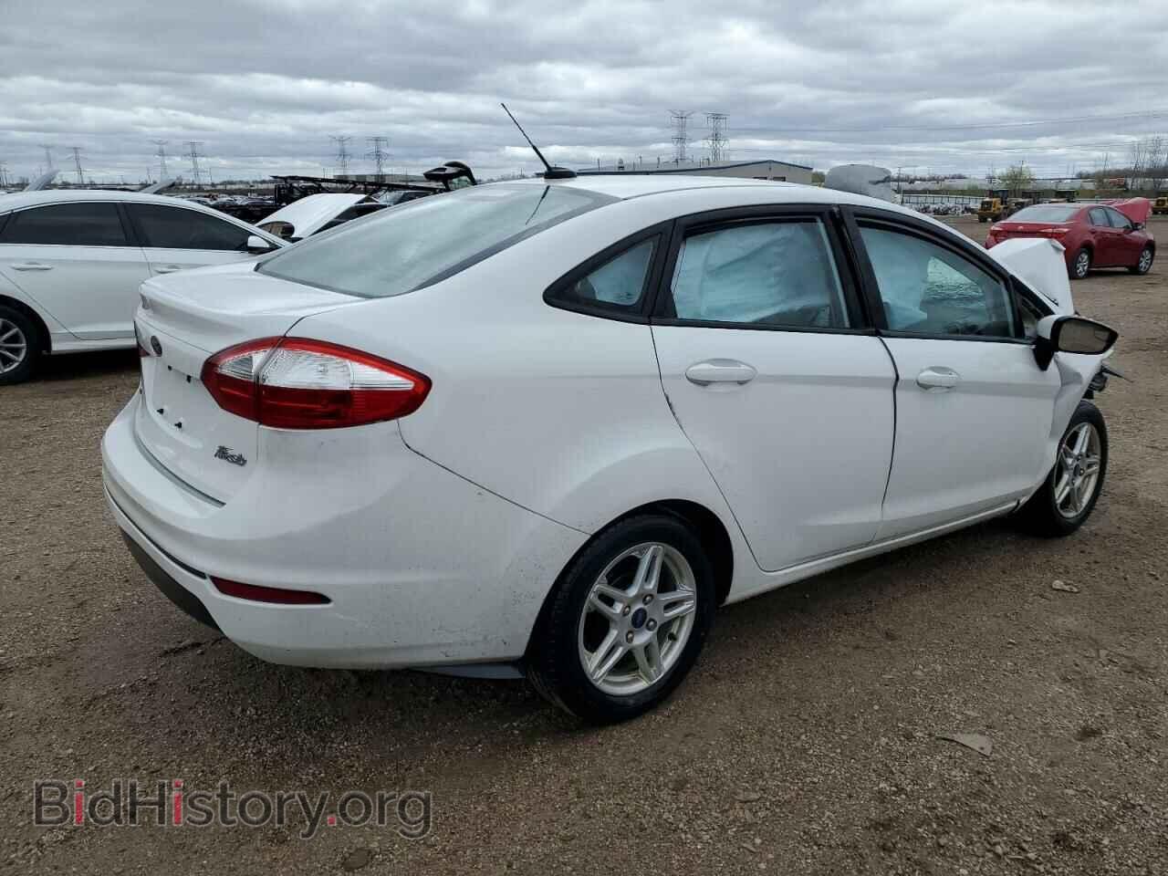 2017 FORD FIESTA - VIN: 3FADP4BJ5HM121938 - Фото 3