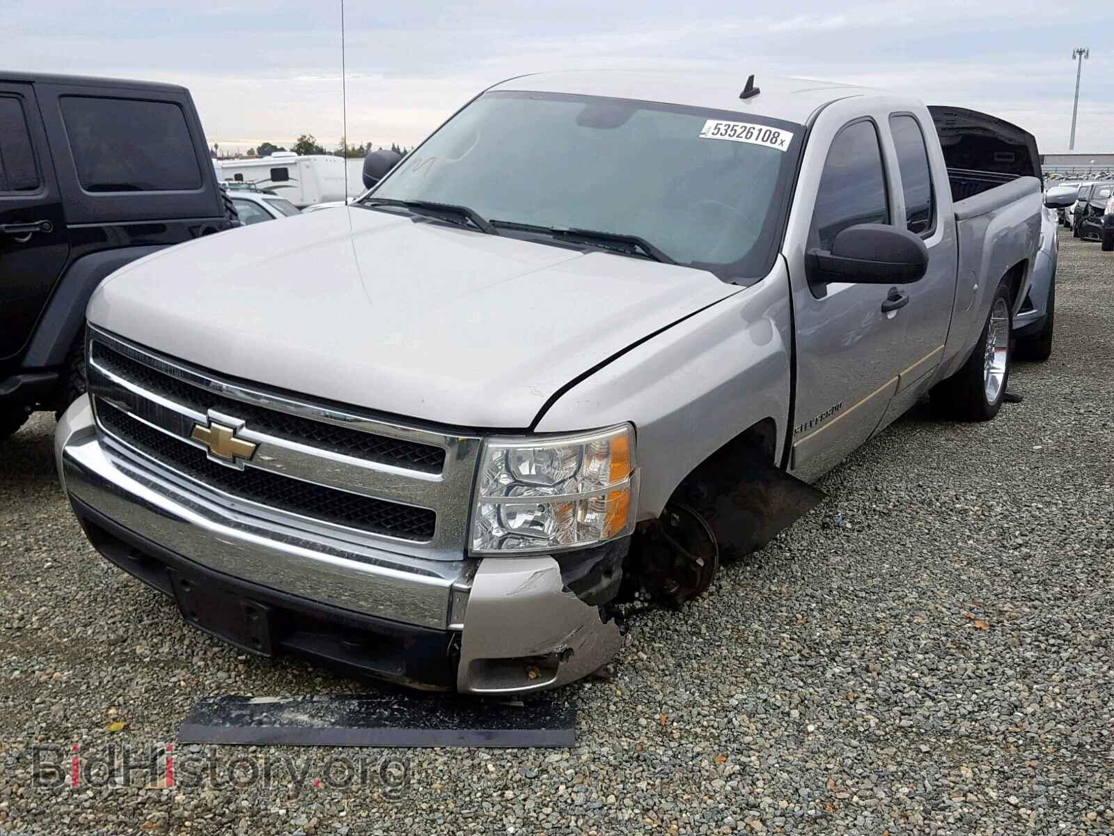 2007 CHEVROLET SILVERADO - VIN: 2GCEC19J971620522 - Фото 2