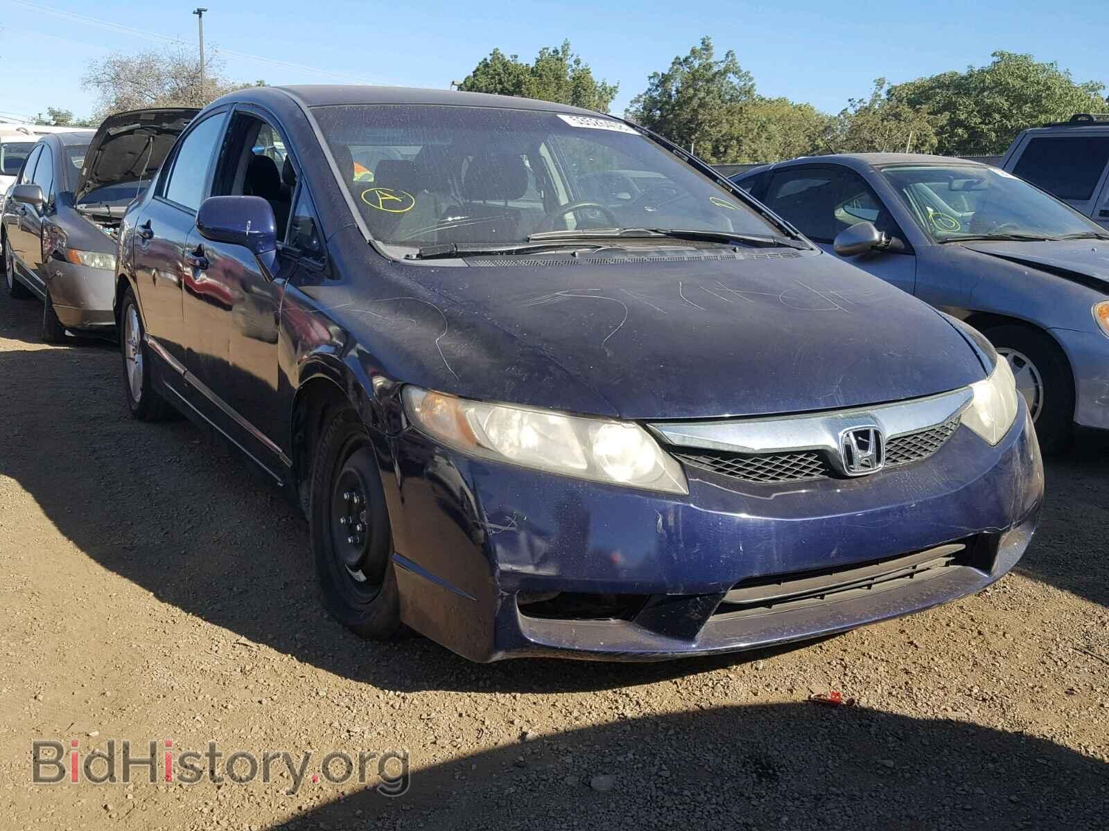 Photo 19XFA1F64BE030430 - HONDA CIVIC 2011