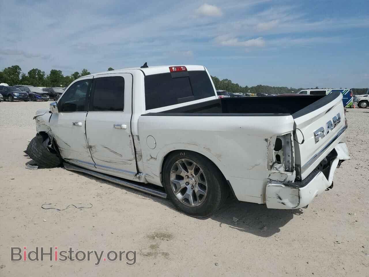 2017 RAM 1500 - VIN: 1C6RR7PT2HS793945 - Фото 2