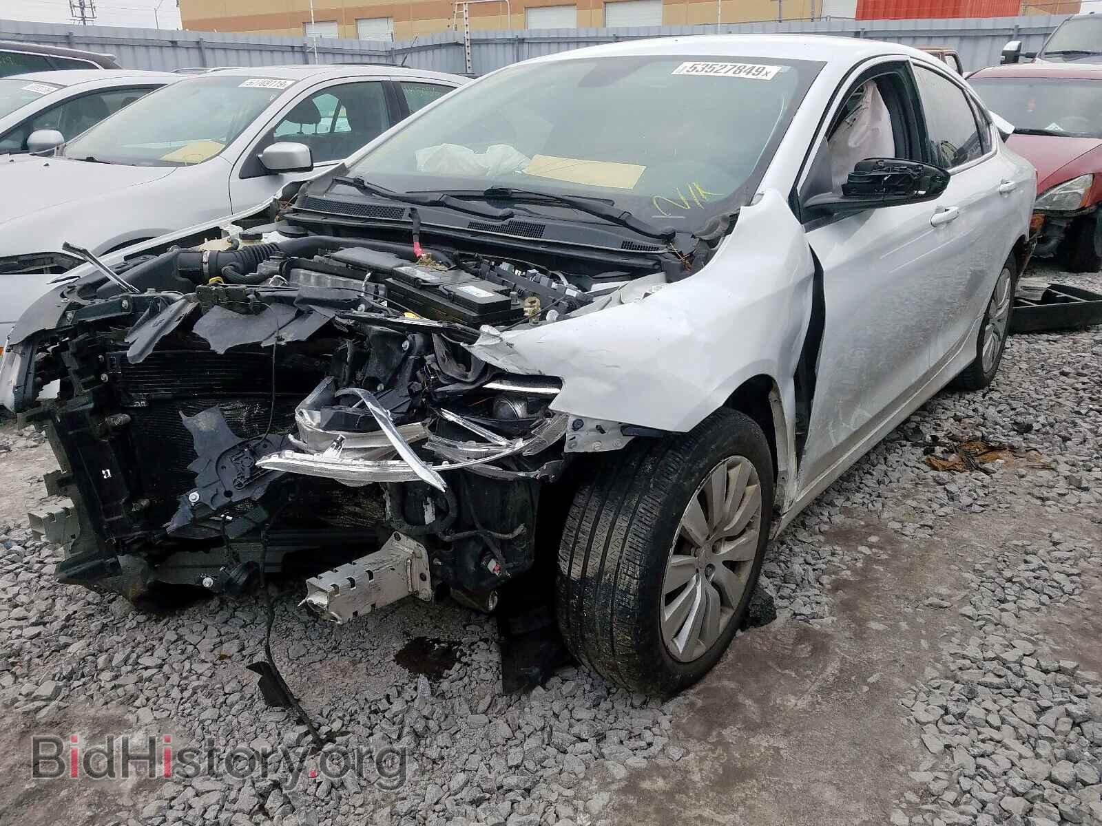 2015 CHRYSLER 200 - VIN: 1C3CCCFB1FN735293 - Фото 2