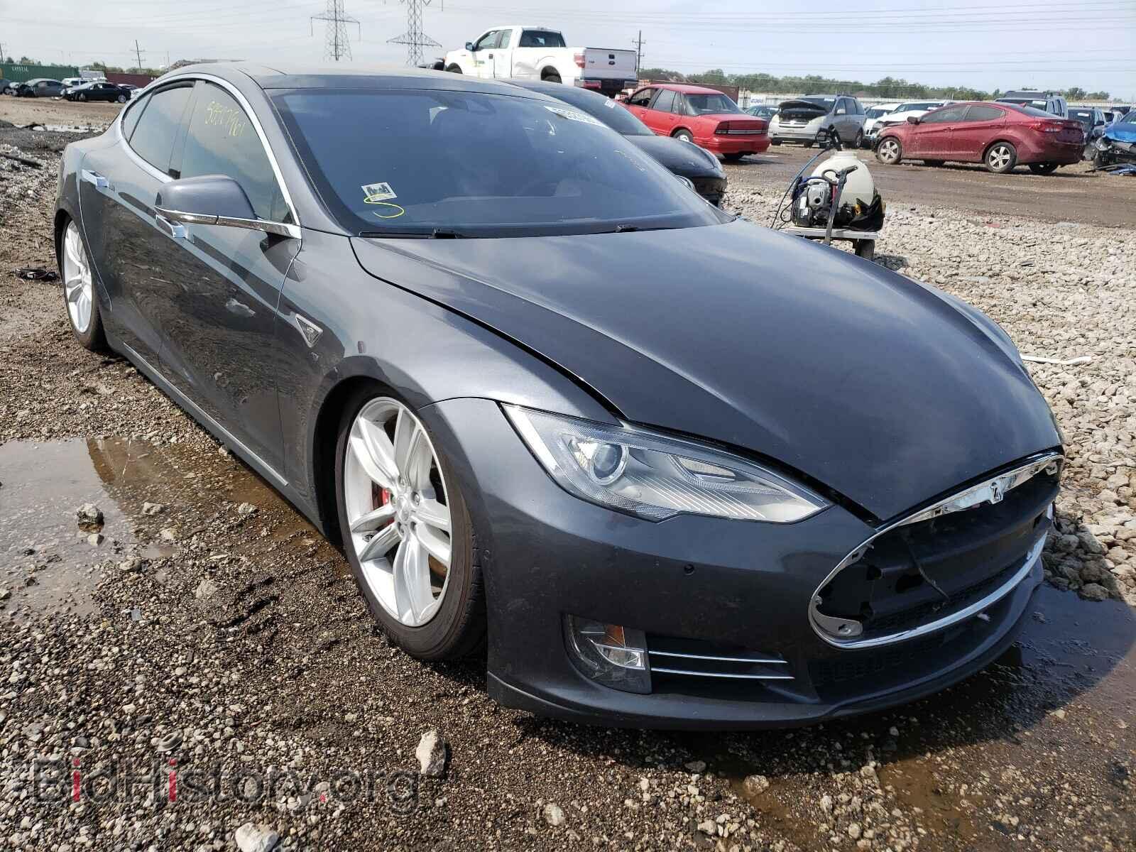 Фотография 5YJSA1E46FF106101 - TESLA MODEL S 2015