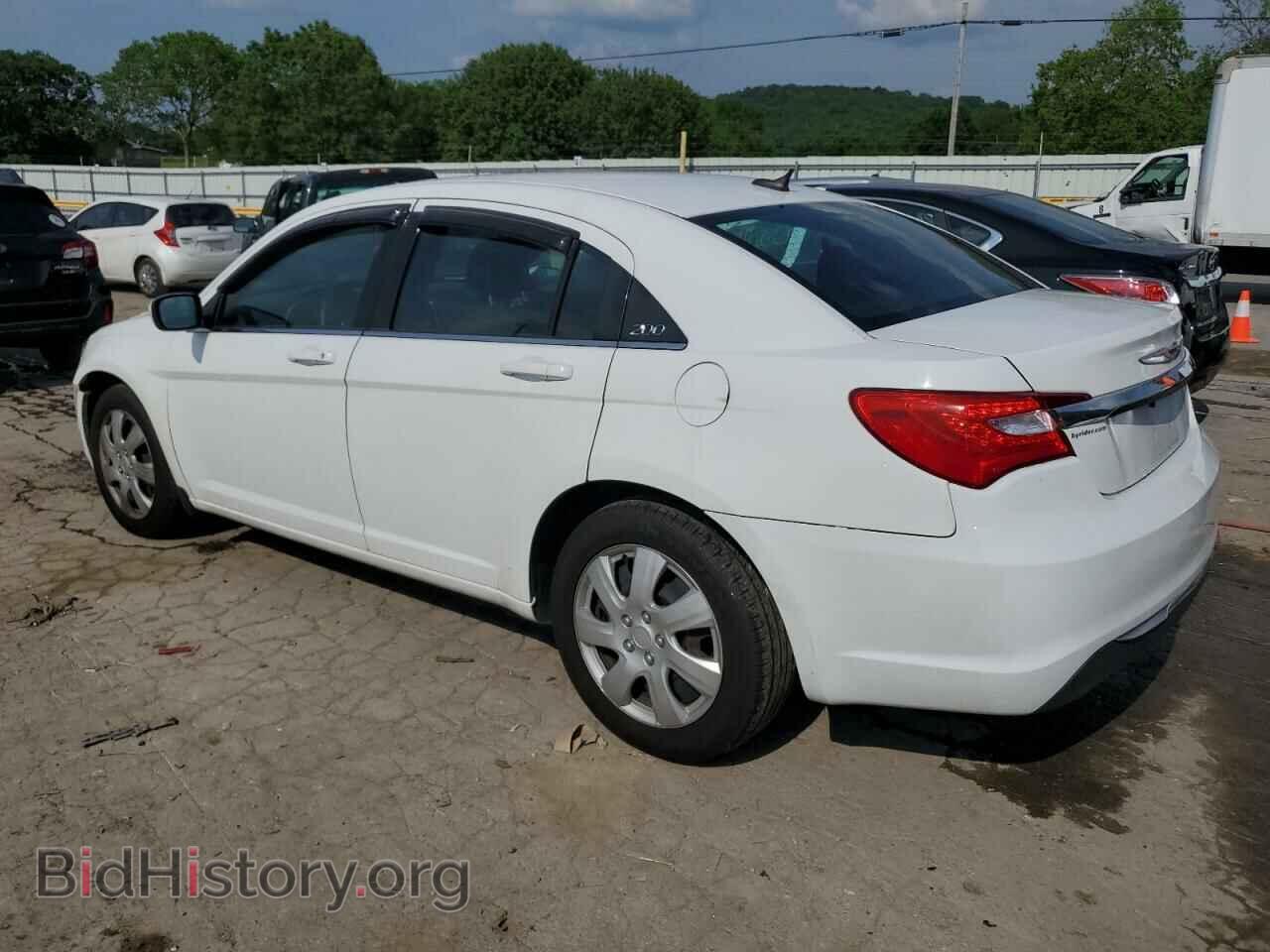 2014 CHRYSLER 200 - VIN: 1C3CCBAB7EN175926 - Фото 2