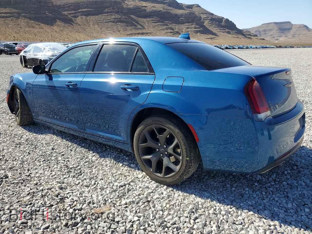 2020 CHRYSLER 300 - VIN: 2C3CCAAG4LH239237 - Фото 2
