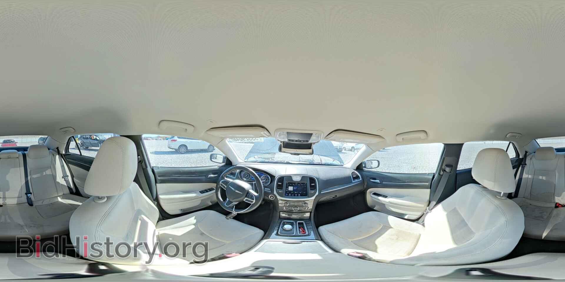 2020 CHRYSLER 300 - VIN: 2C3CCAAG4LH239237 - Фото 14