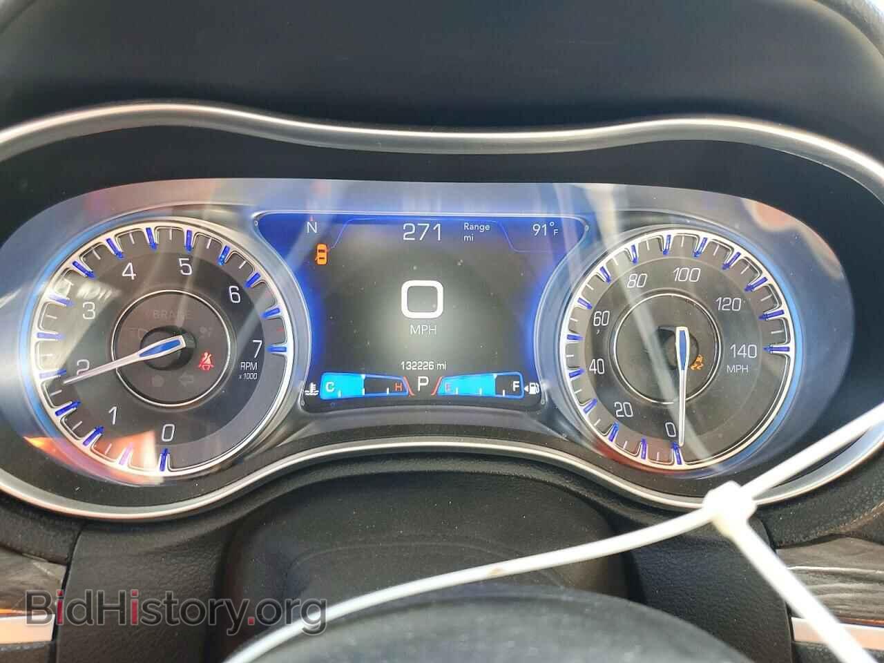 2020 CHRYSLER 300 - VIN: 2C3CCAAG4LH239237 - Фото 9