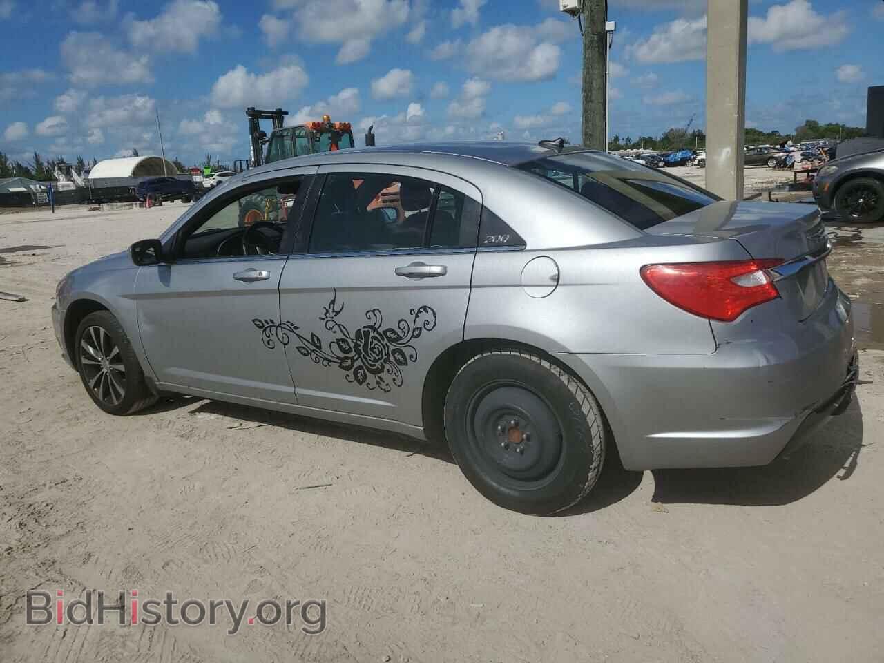2014 CHRYSLER 200 - VIN: 1C3CCBBG4EN145812 - Фото 2