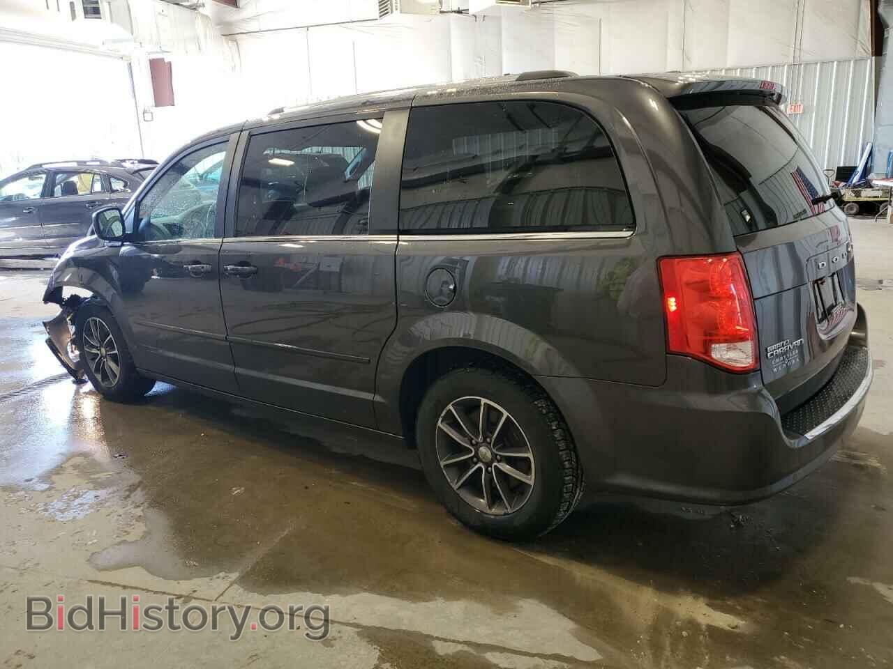 2017 DODGE CARAVAN - VIN: 2C4RDGCG2HR760302 - Фото 2