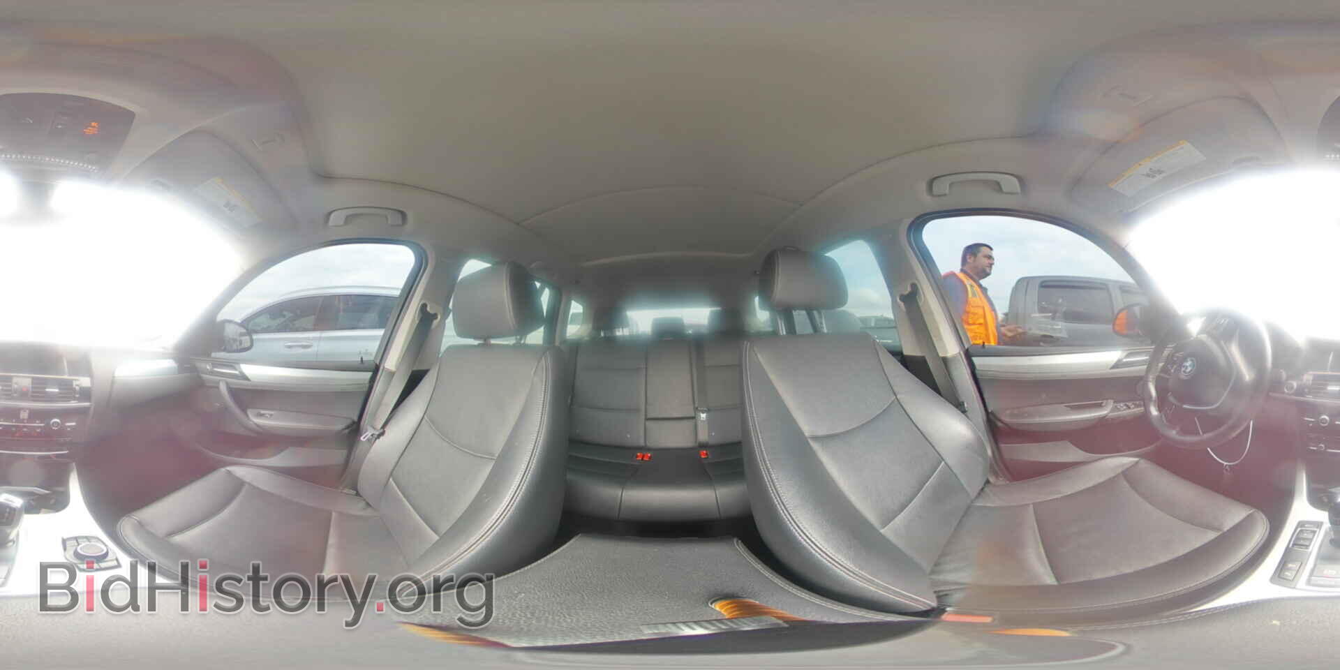 2017 BMW X3 - VIN: 5UXWX7C50H0S19086 - Фото 15