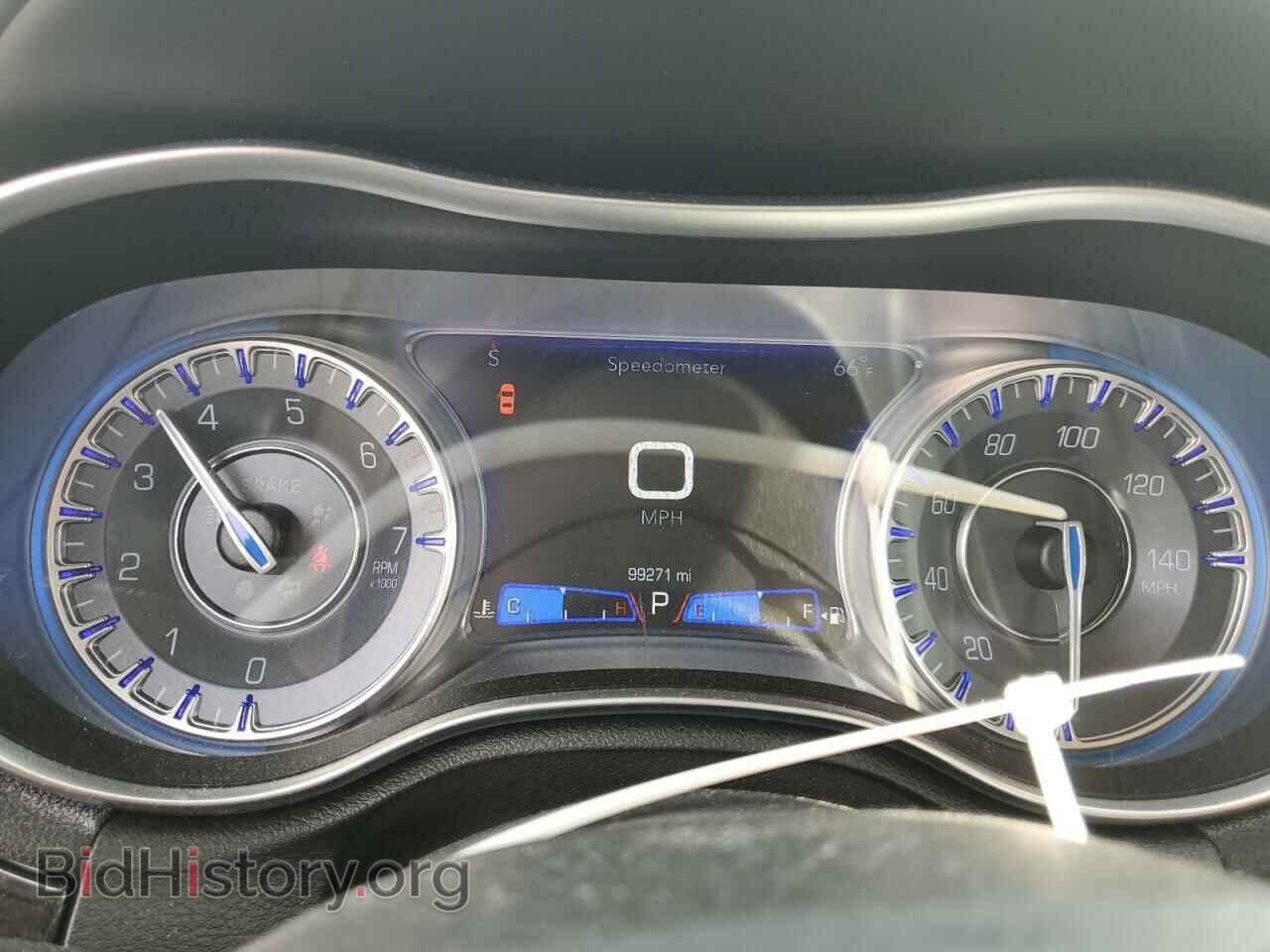 2019 CHRYSLER 300 - VIN: 2C3CCAKG5KH534392 - Фото 9