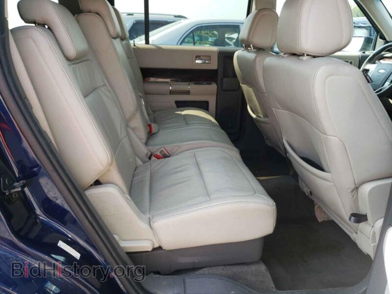 2011 Ford FLEX (VIN 2FMGK5CC5BBD21153) — photo 6 of 10