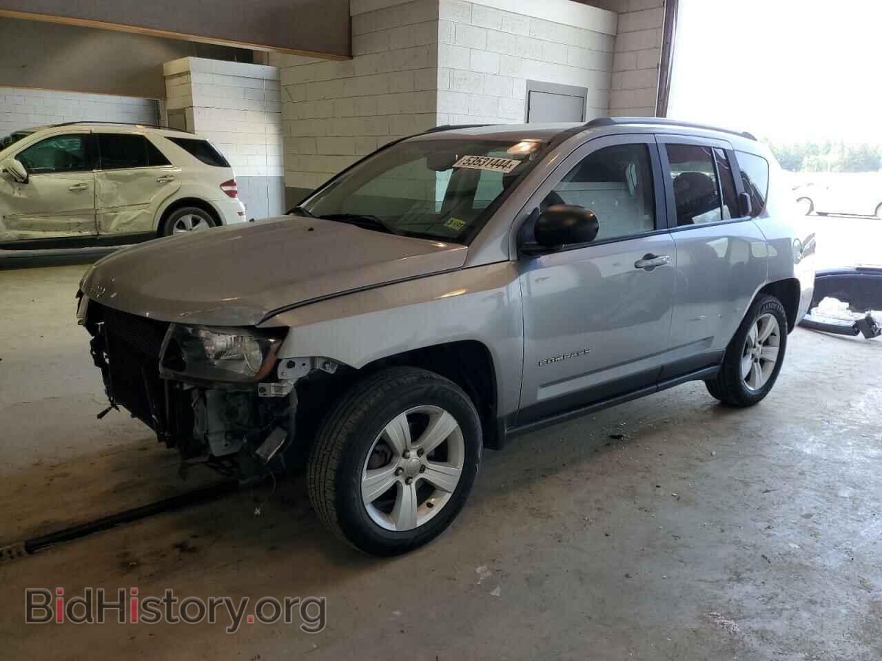 Фотография 1C4NJDBB9GD770581 - JEEP COMPASS 2016