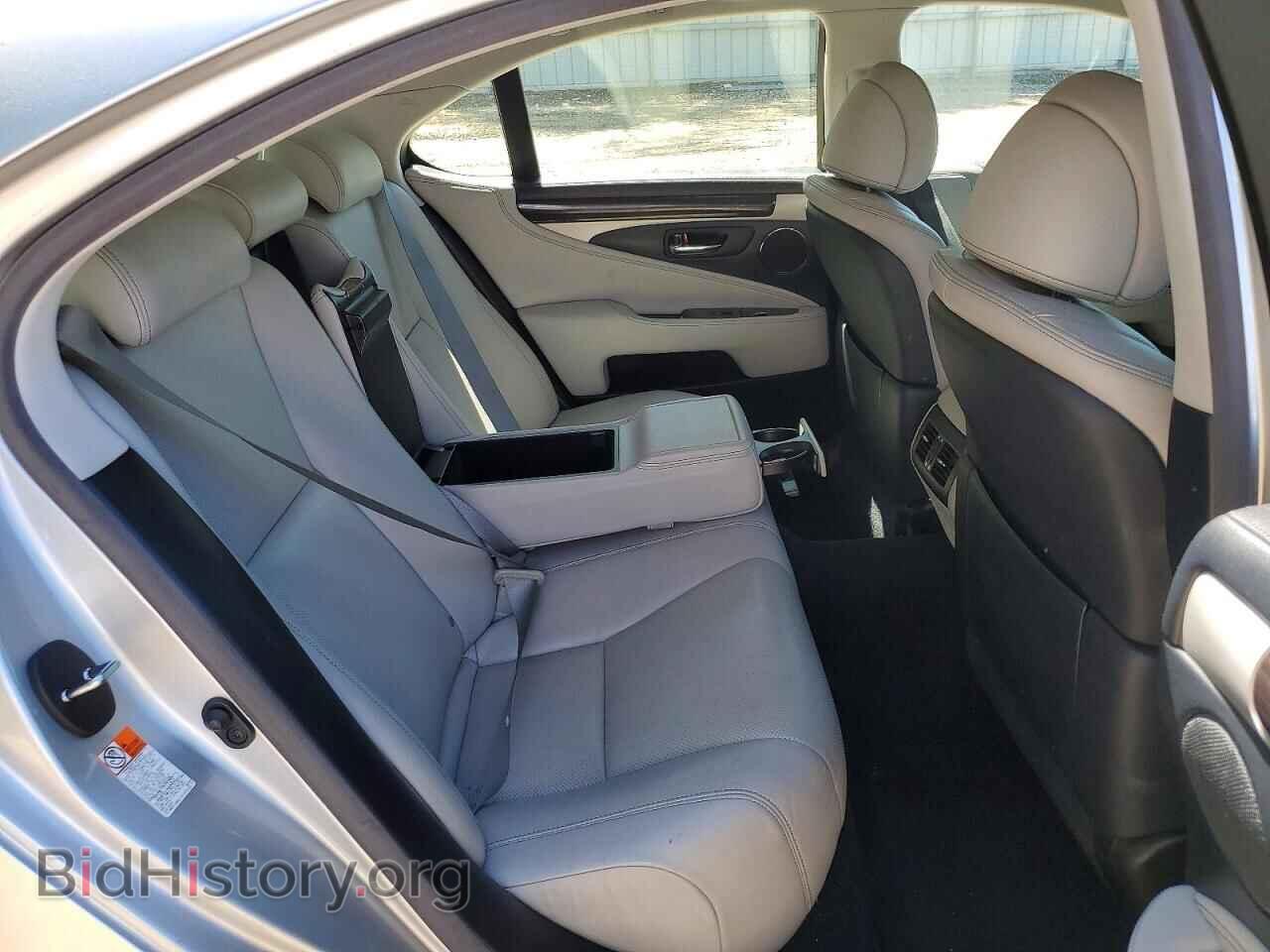 2016 LEXUS LS460 - VIN: JTHBL5EF3G5142123 - Фото 10