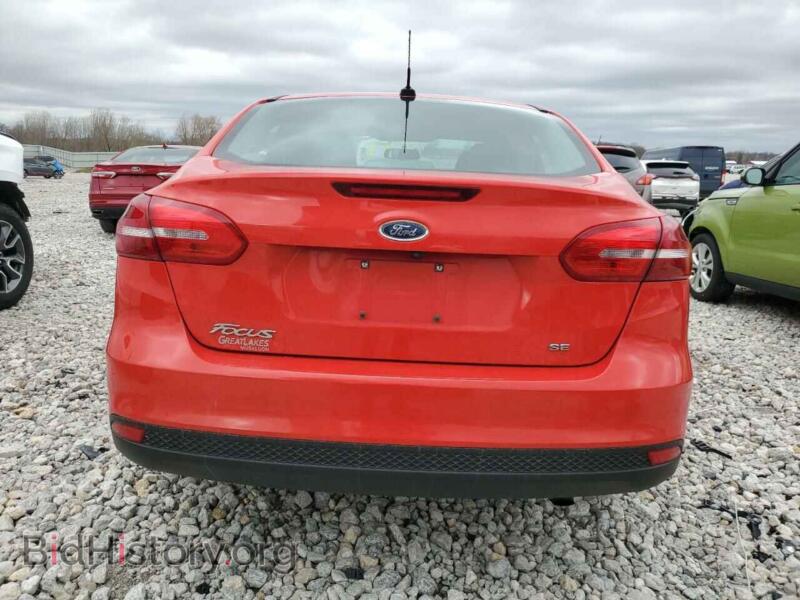 2017 Ford FOCUS (VIN 1FADP3F25HL347234) — photo 6 of 12