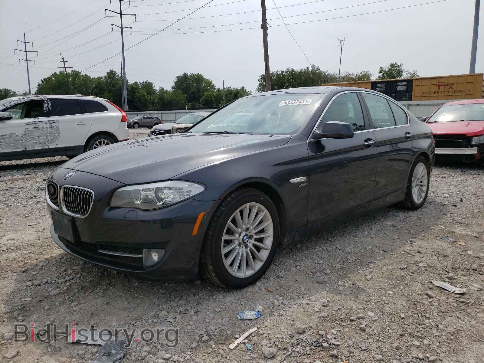 2011 BMW 5 SERIES - VIN: WBAFU7C52BC871818 - Фото 2
