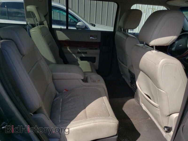 2010 Ford FLEX (VIN 2FMGK5DC7ABA42526) — фото 6 из 10