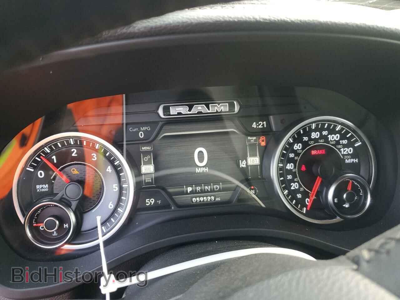 2019 RAM 1500 - VIN: 1C6SRFJT1KN504967 - Фото 9