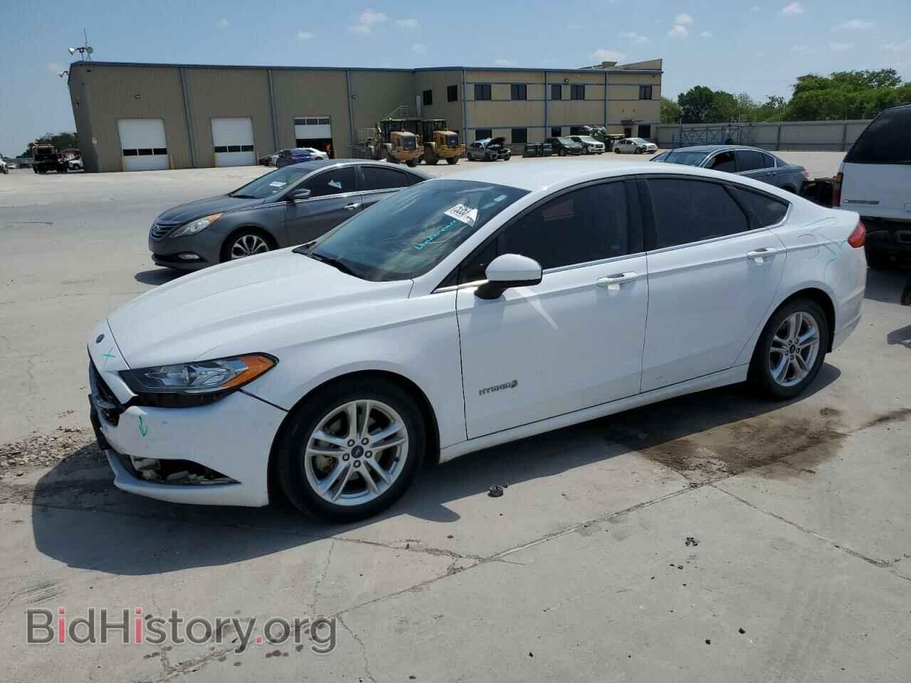 Photo 3FA6P0LU4JR176299 - FORD FUSION 2018