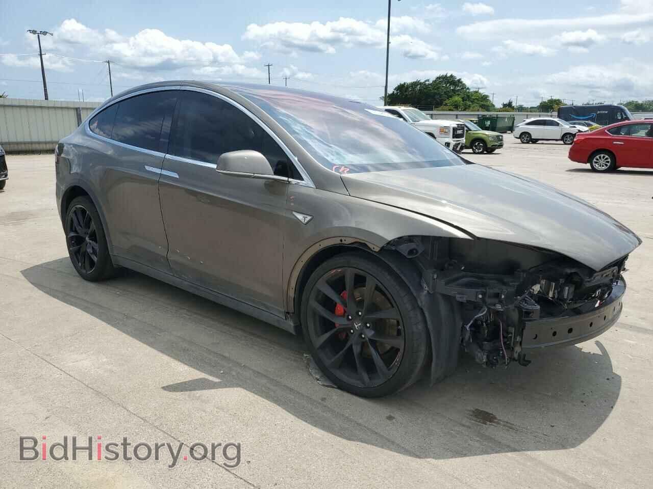 2016 TESLA MODEL X - VIN: 5YJXCBE48GF005827 - Photo 4