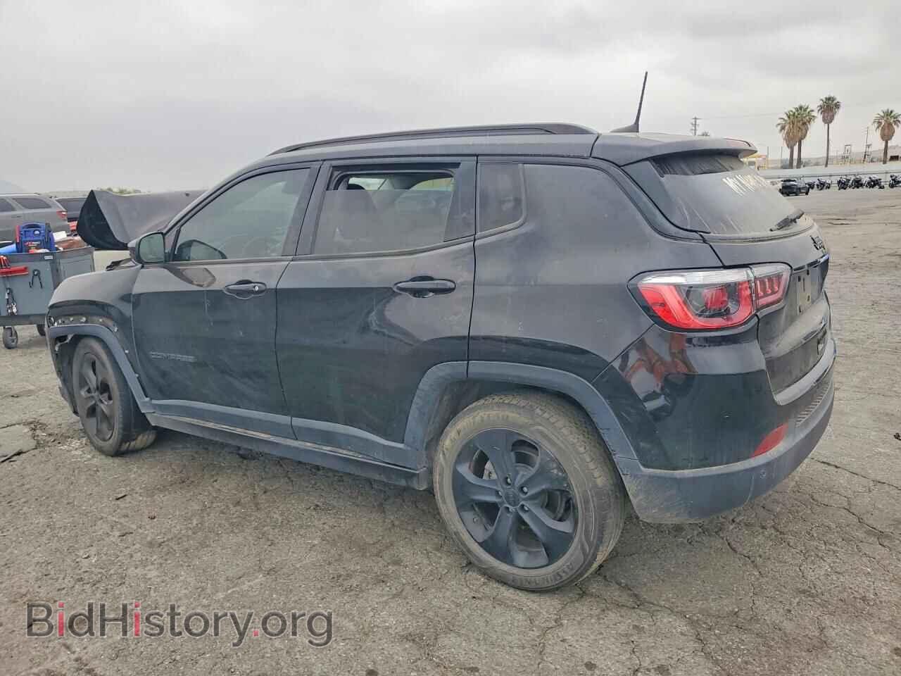 2019 JEEP COMPASS - VIN: 3C4NJCBB2KT736639 - Фото 2