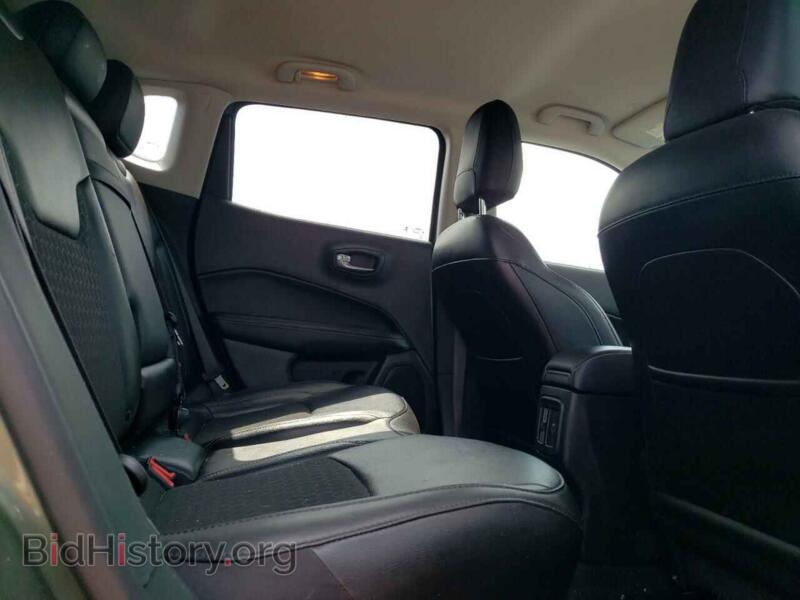 2020 Jeep COMPASS (VIN 3C4NJDBB8LT125473) — photo 11 of 13