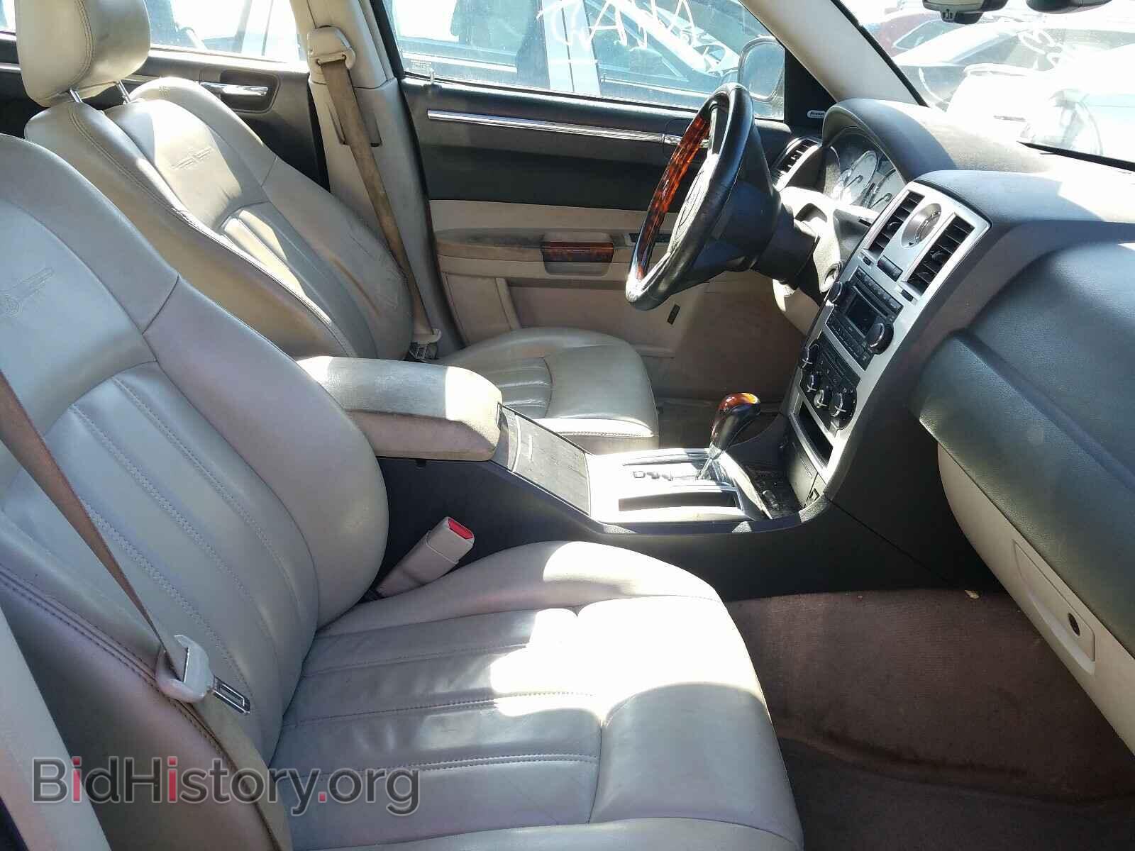 2007 CHRYSLER 300 - VIN: 2C3KA63H77H690947 - Фото 5