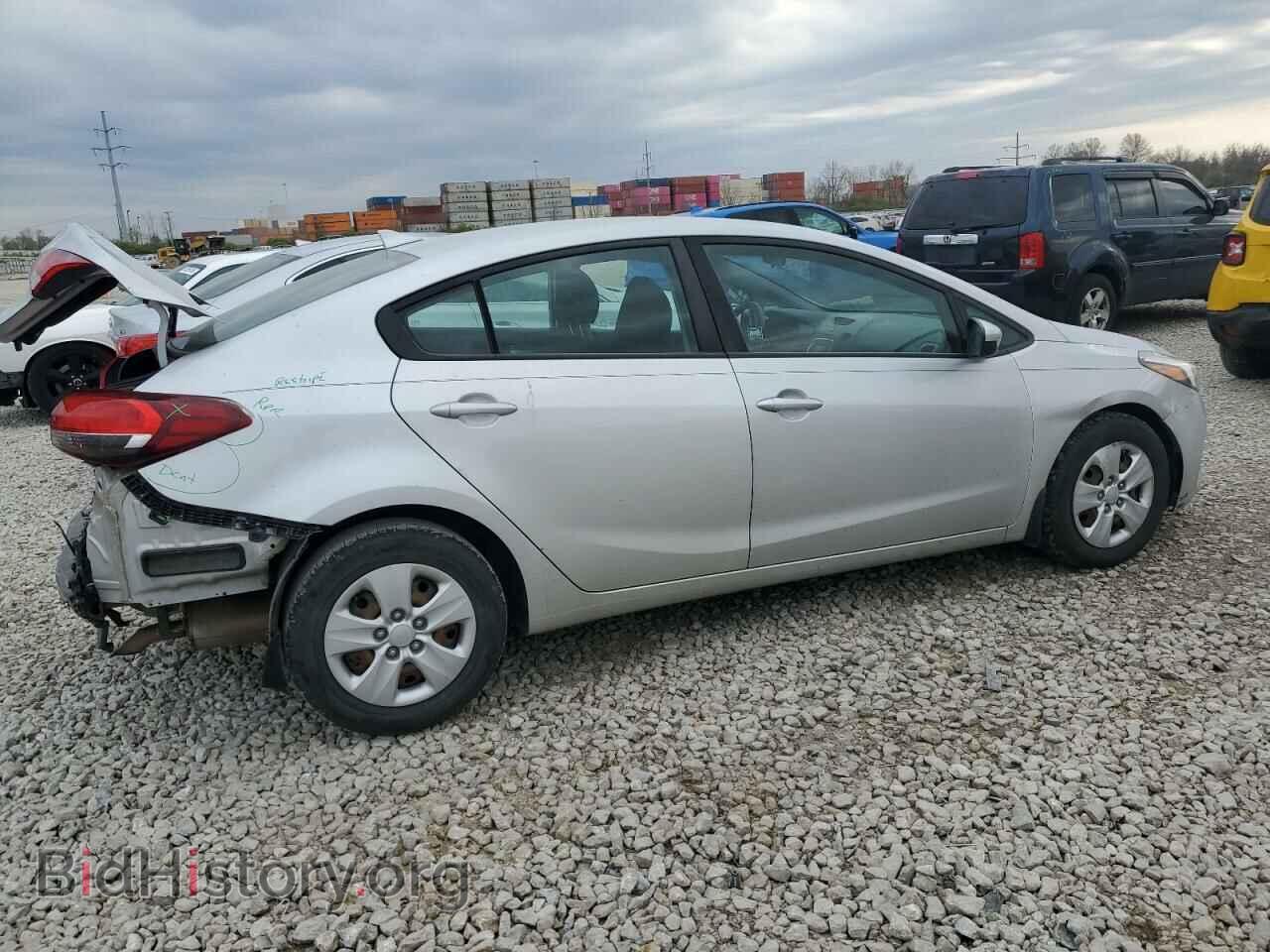 2017 KIA FORTE - VIN: 3KPFK4A72HE117864 - Фото 3