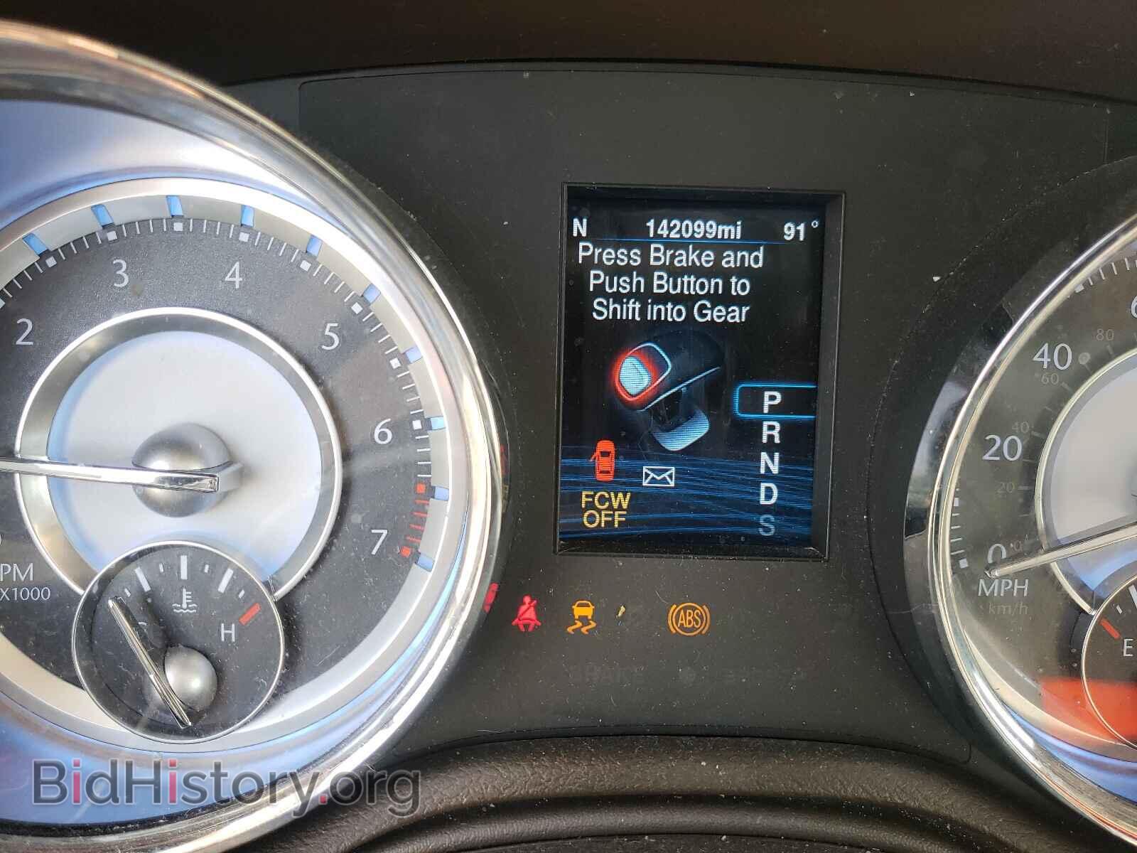 2013 CHRYSLER 300 - VIN: 2C3CCASG4DH565913 - Фото 8