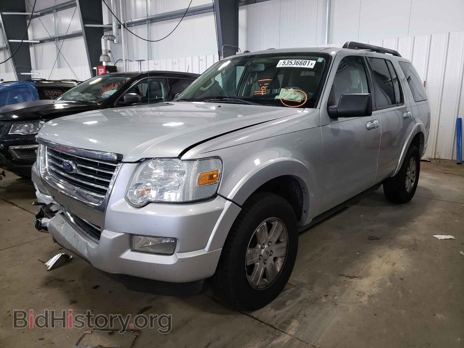 2010 FORD EXPLORER - VIN: 1FMEU7DE3AUA15610 - Фото 2