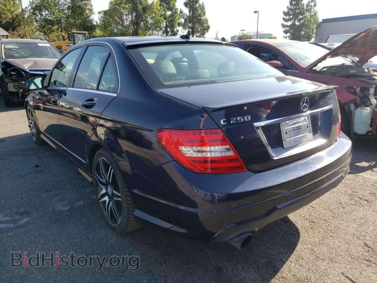 2013 MERCEDES-BENZ C-CLASS - VIN: WDDGF4HB3DA783380 - Фото 3