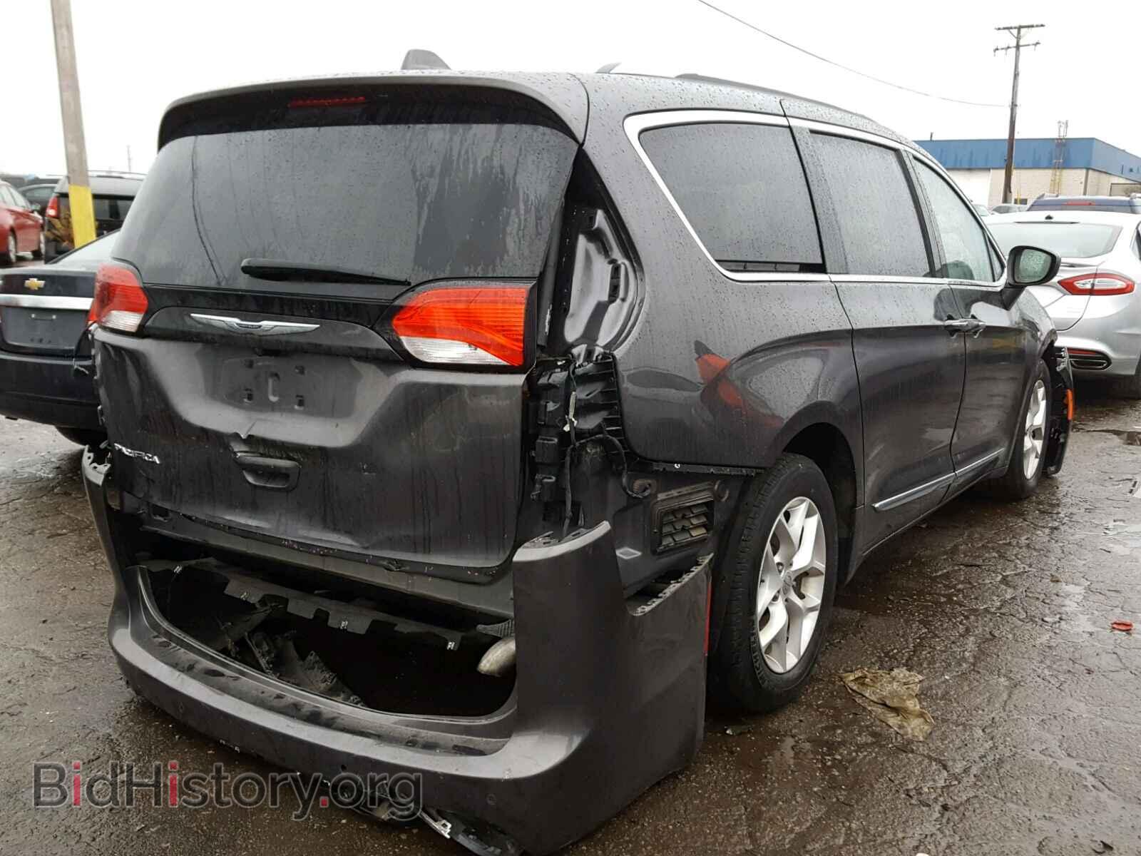 2017 CHRYSLER PACIFICA T - VIN: 2C4RC1EG1HR743939 - Photo 4
