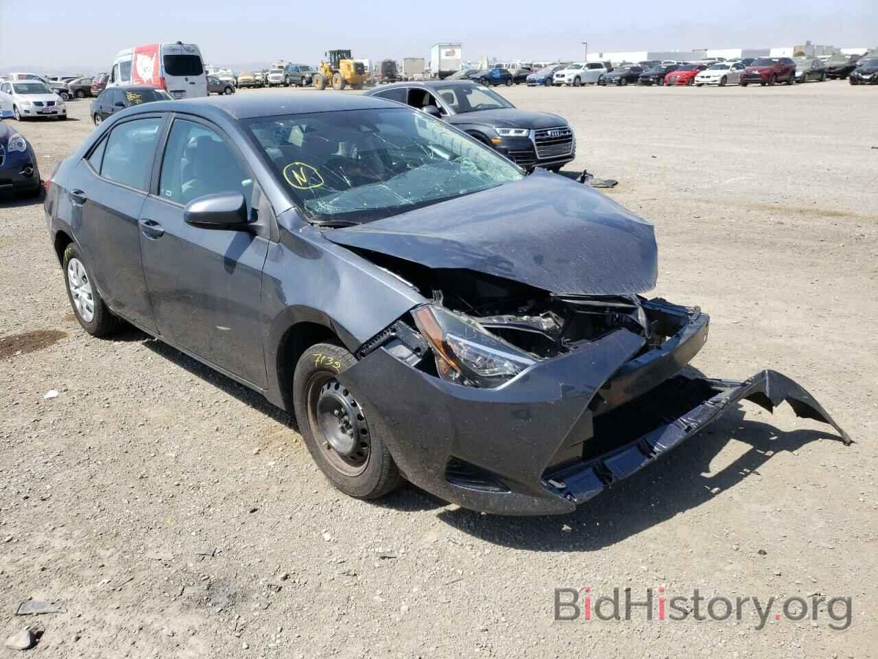 Photo 5YFBURHE9HP722392 - TOYOTA COROLLA 2017