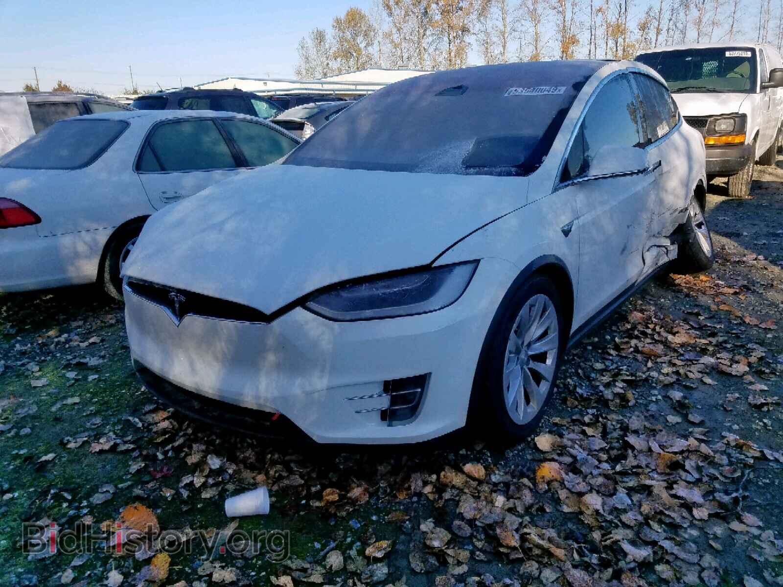 2017 TESLA MODEL X - VIN: 5YJXCBE23HF035785 - Photo 2