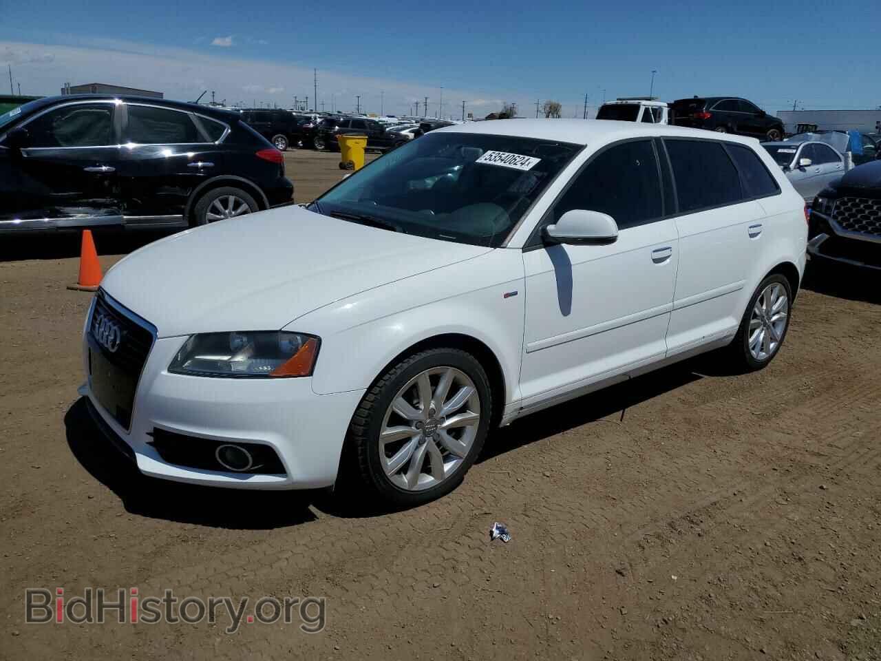 Photo WAUBJBFM2BA043521 - AUDI A3 2011