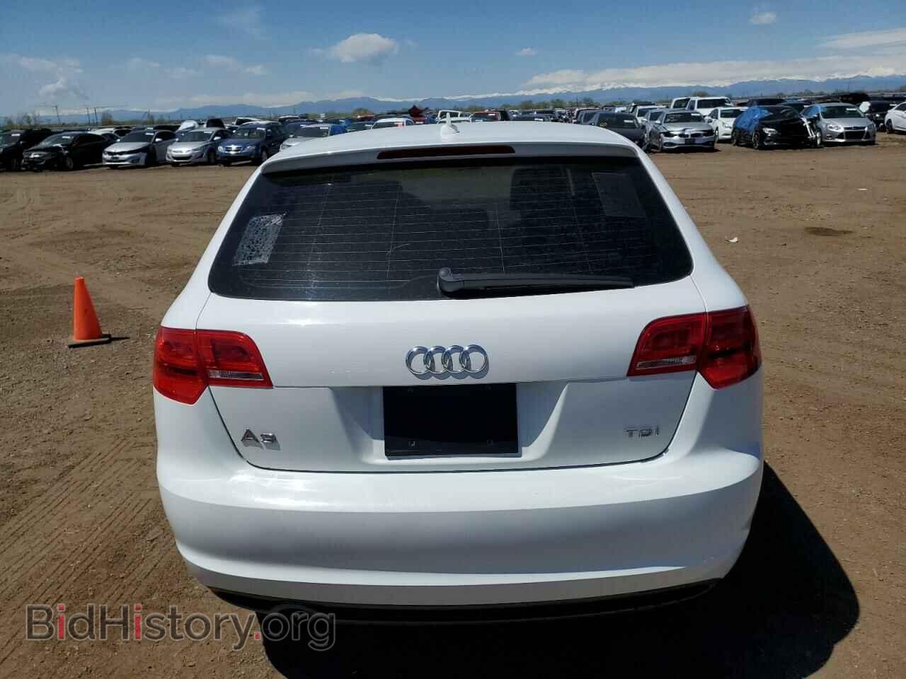 2011 AUDI A3 - VIN: WAUBJBFM2BA043521 - Фото 6