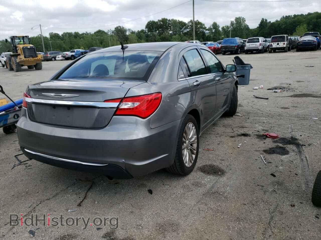 2012 CHRYSLER 200 - VIN: 1C3CCBAB0CN257123 - Фото 4