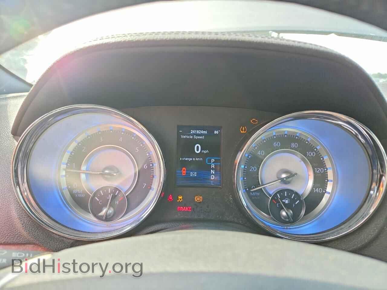 2014 CHRYSLER 300 - VIN: 2C3CCAAG5EH222398 - Фото 9