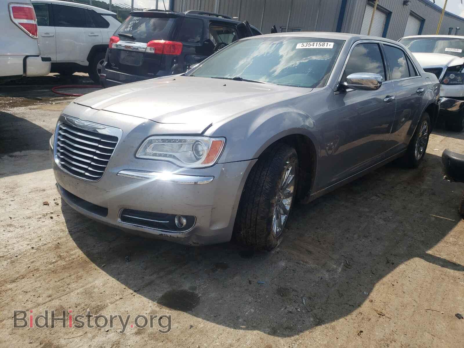 2014 CHRYSLER 300 - VIN: 2C3CCAEGXEH375272 - Фото 2