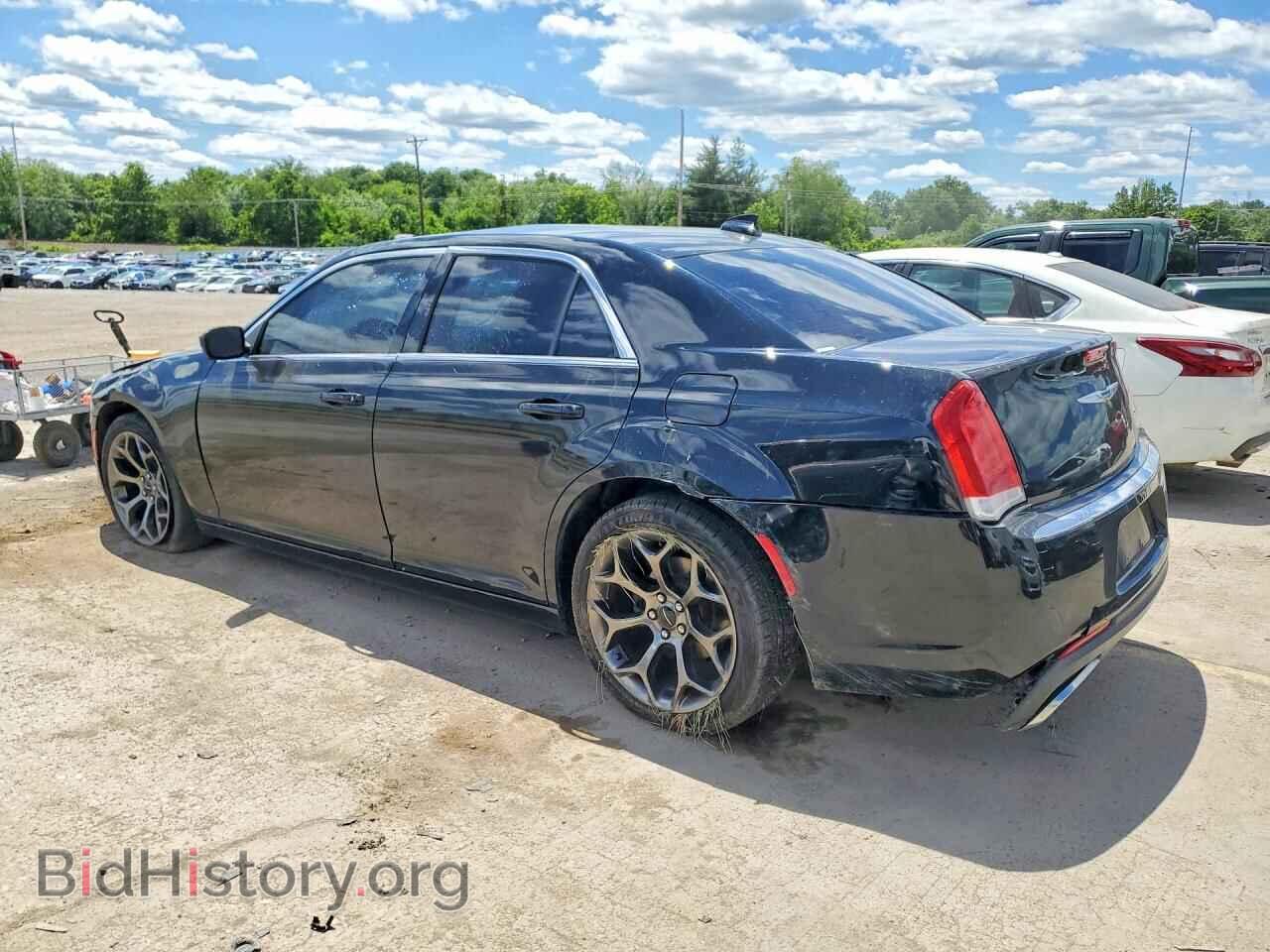 2015 CHRYSLER 300 - VIN: 2C3CCAAG3FH772667 - Фото 2