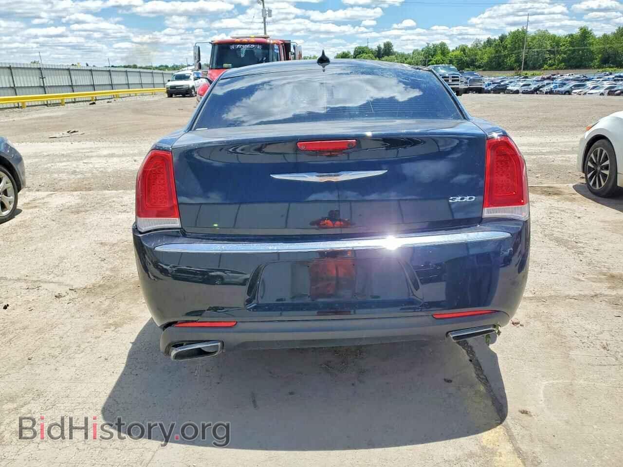 2015 CHRYSLER 300 - VIN: 2C3CCAAG3FH772667 - Фото 6