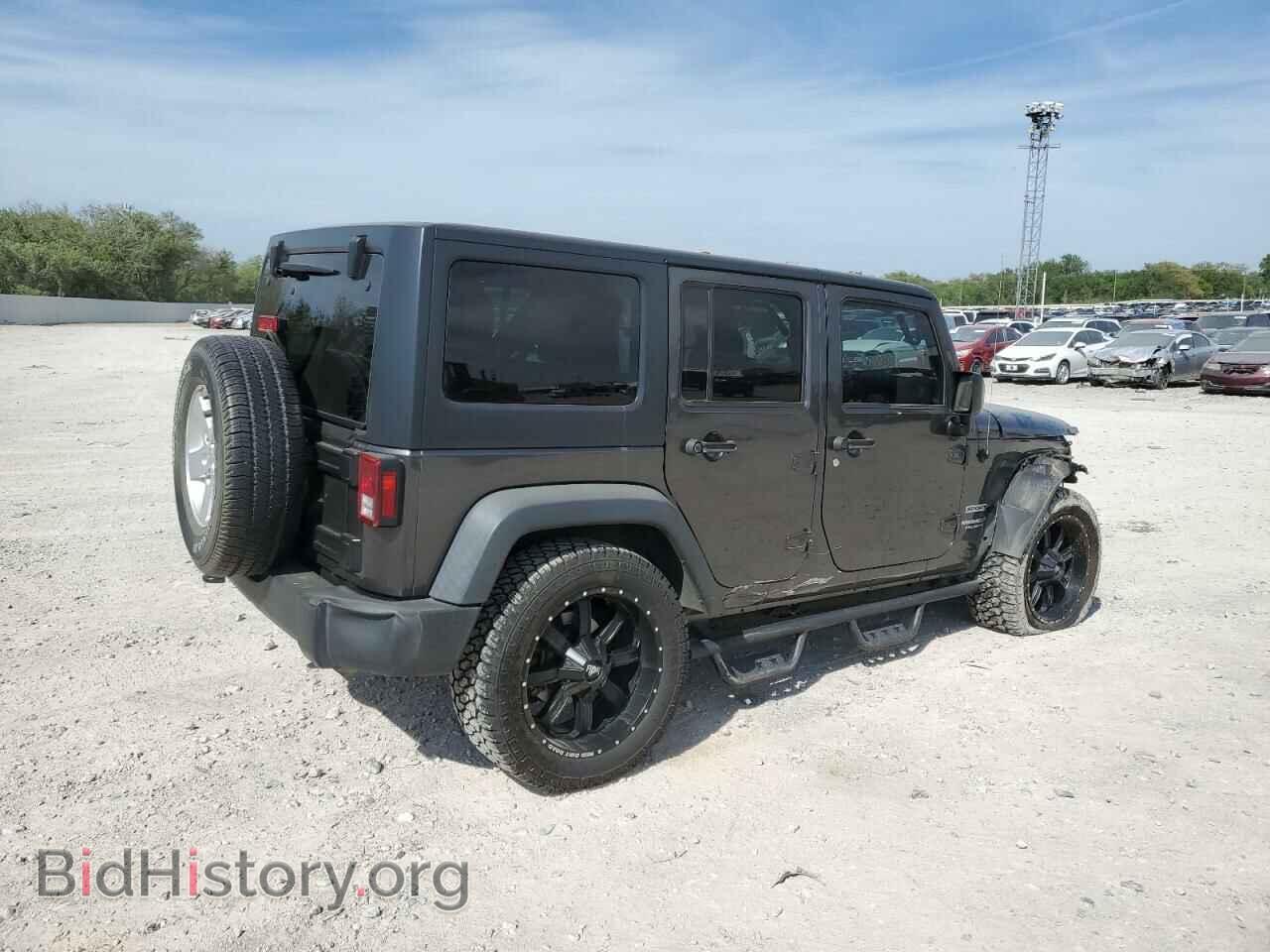 2017 JEEP WRANGLER - VIN: 1C4BJWDG3HL562890 - Фото 3