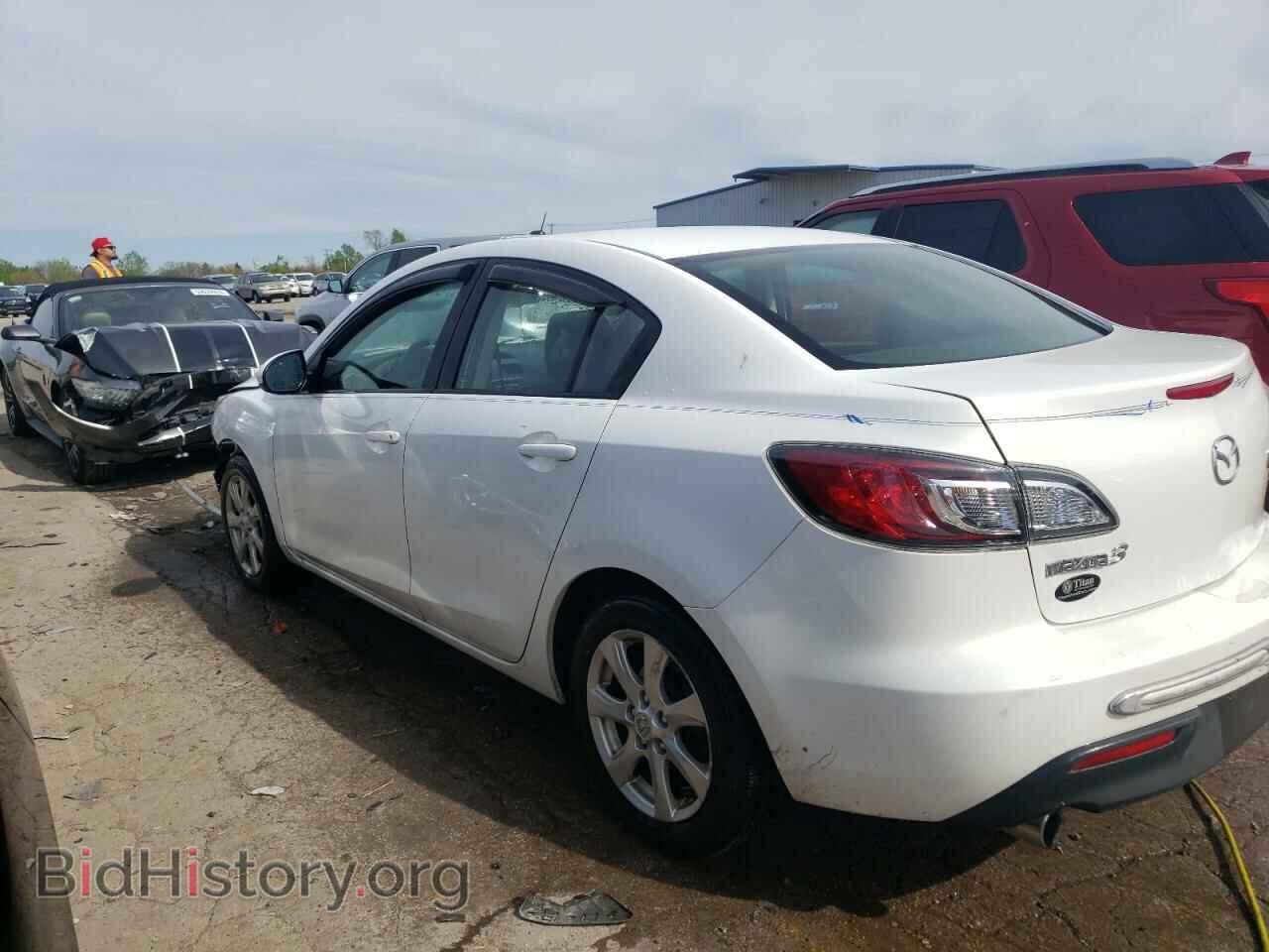 2011 MAZDA 3 - VIN: JM1BL1VG0B1499150 - Фото 2