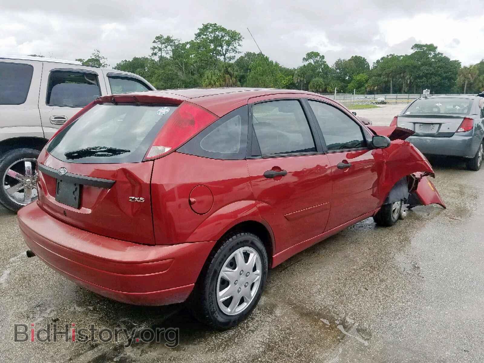 2005 FORD FOCUS - VIN: 3FAFP37N35R145586 - Фото 4