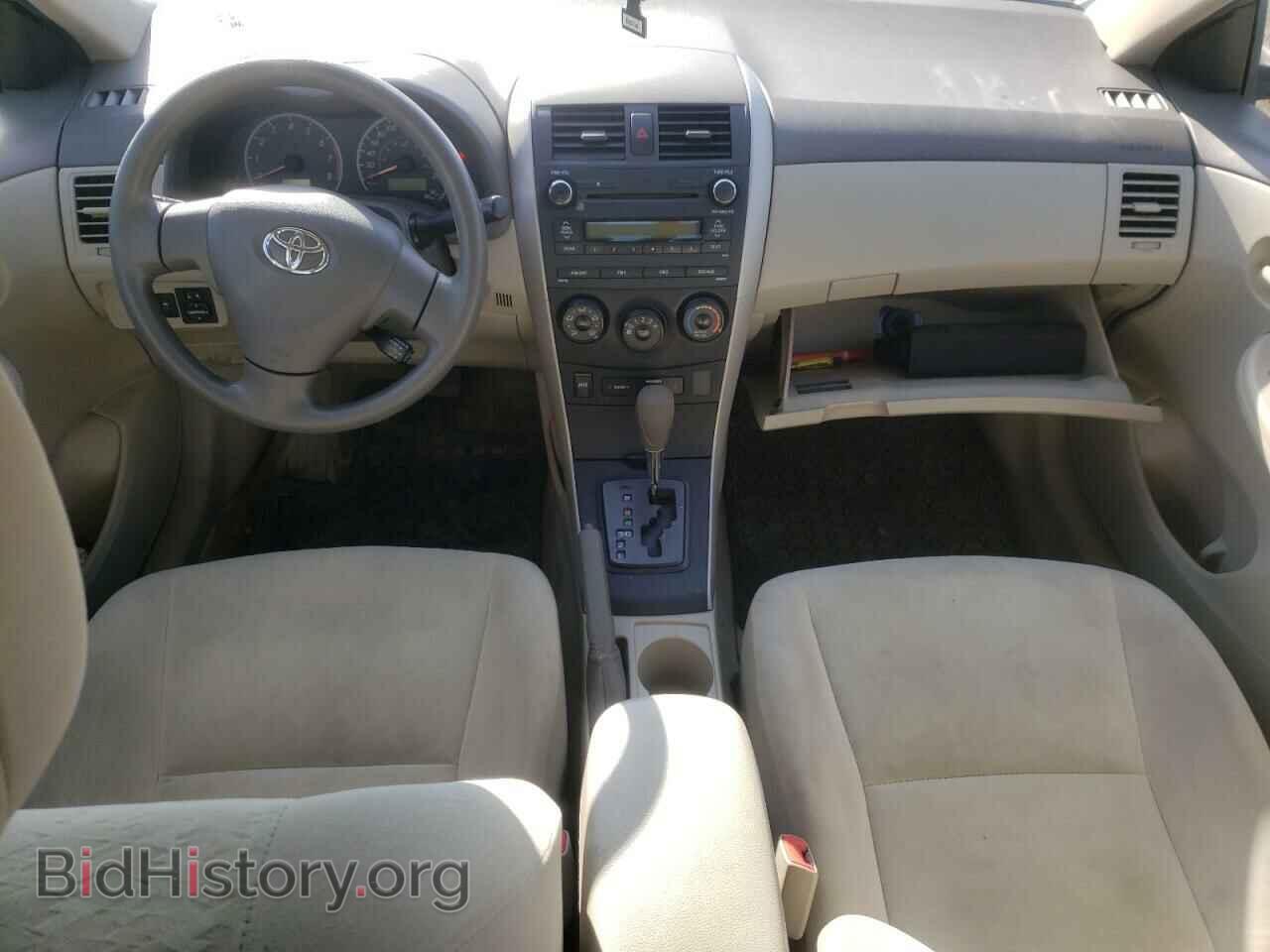 2010 TOYOTA COROLLA - VIN: 2T1BU4EE8AC218400 - Фото 8