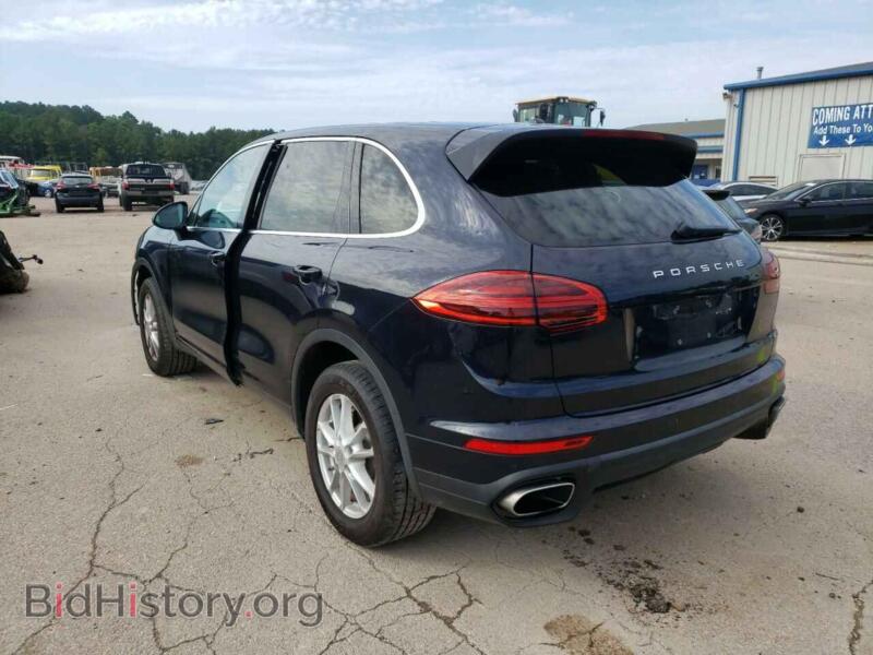 2016 Porsche CAYENNE (VIN WP1AA2A26GKA09800) — фото 3 из 10