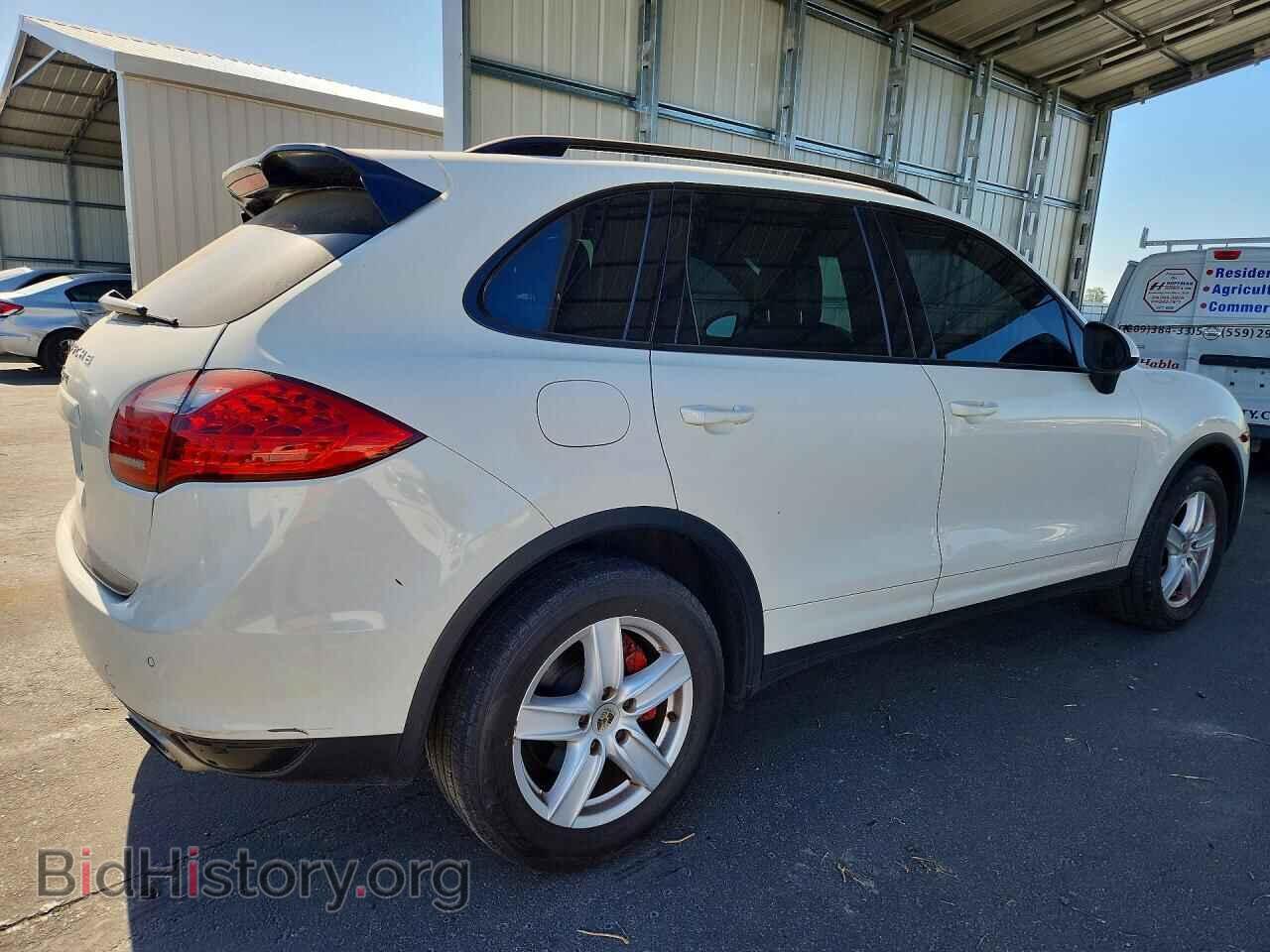 2012 PORSCHE CAYENNE - VIN: WP1AA2A22CLA03769 - Photo 3