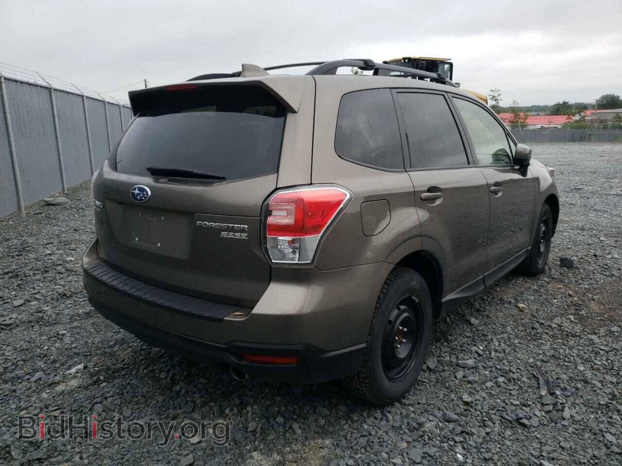 2017 SUBARU FORESTER - VIN: JF2SJEJC6HH561913 - Фото 4